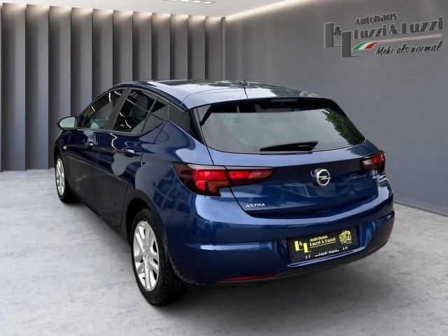 Opel Astra K Lim. 5-trg. (08.2015*SHZ*KAMERA*PDC*