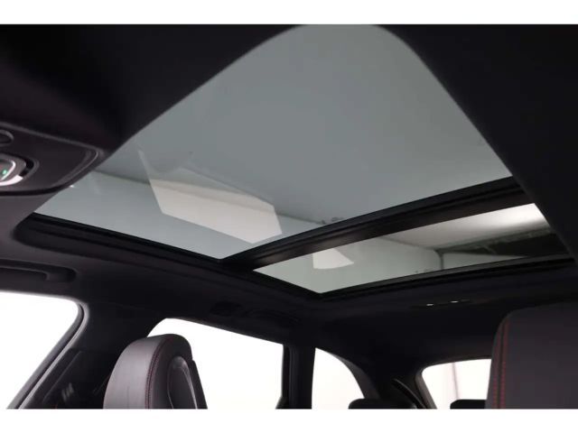 Audi RS4 Avant Quattro