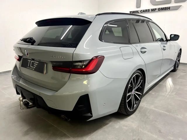 BMW 330 330e Touring xDrive