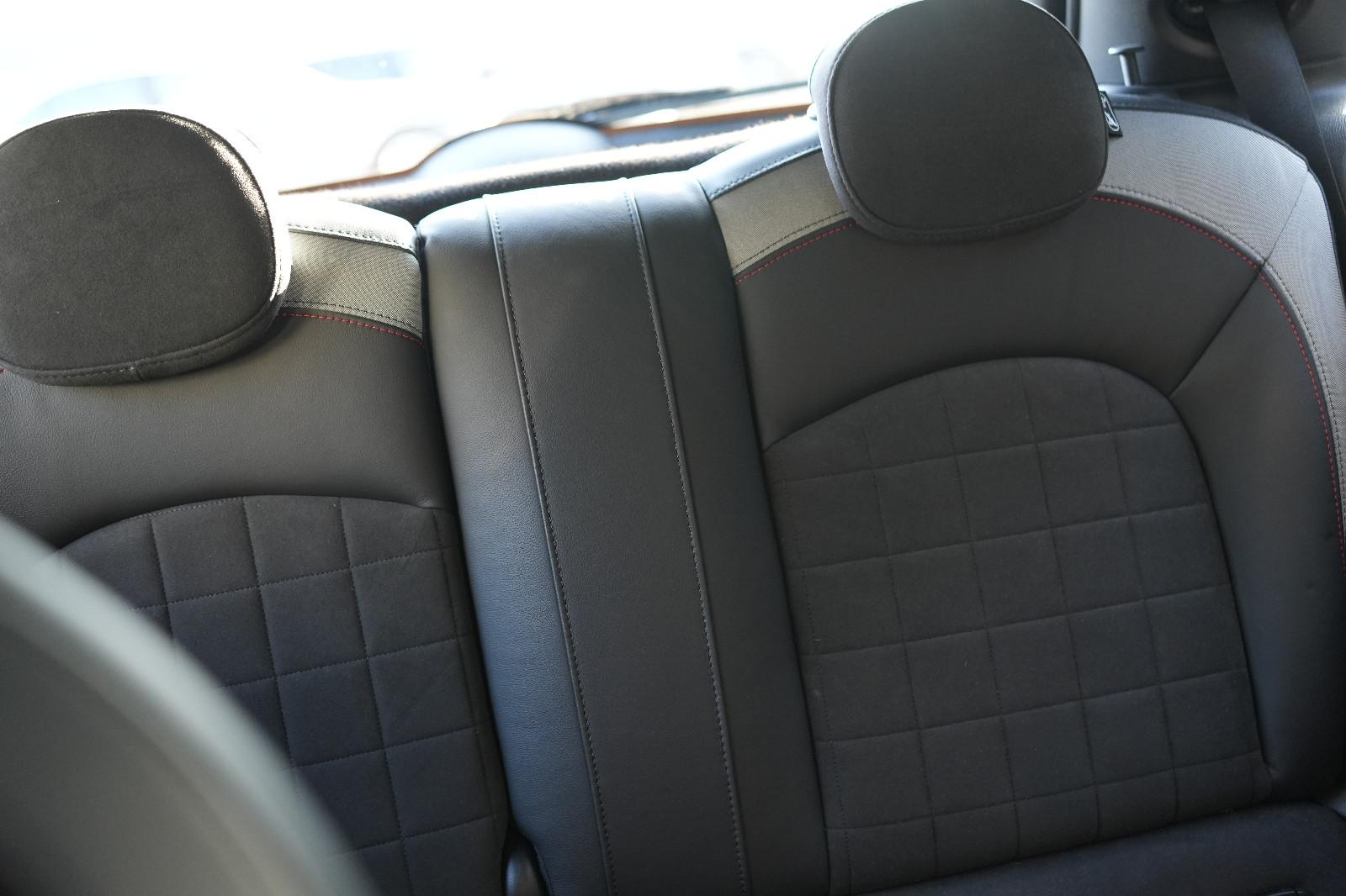 MINI Cooper John Cooper Works