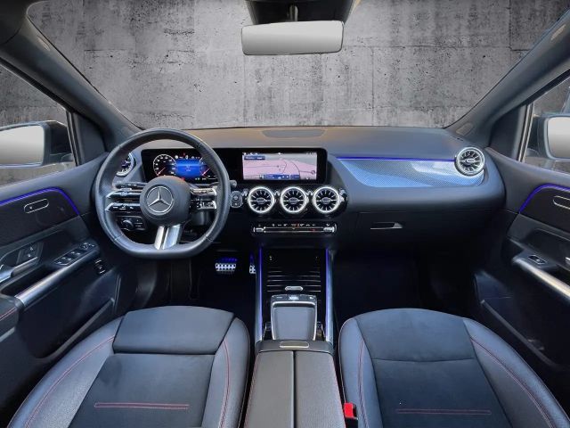 Mercedes-Benz B 200 AMG Line