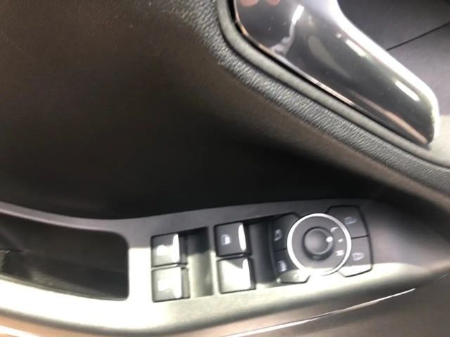 Ford Puma EcoBoost Titanium