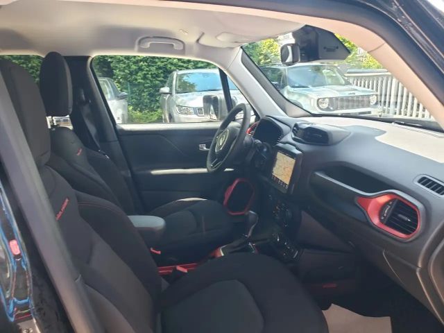 Jeep Renegade 4xe Hybrid Trailhawk