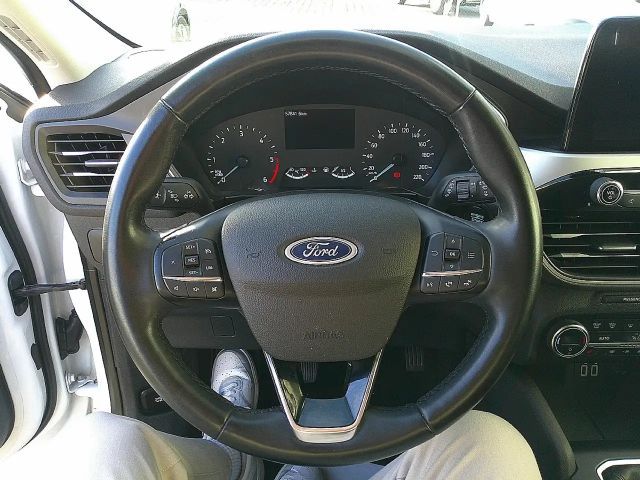 Ford Kuga Cool & Connect