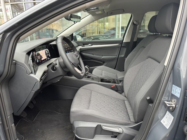 Volkswagen Golf Life Plus