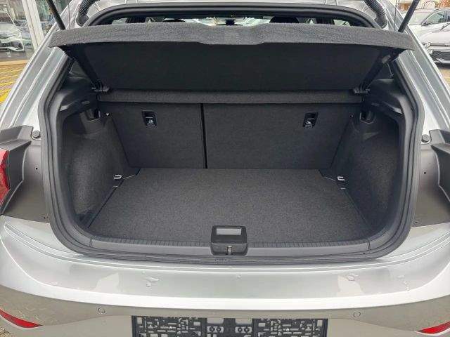 Volkswagen Polo DSG IQ.Drive R-Line