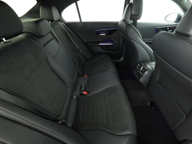 Mercedes-Benz C 200 Sedan