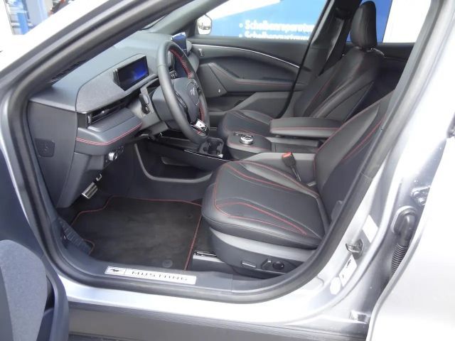 Ford Mustang Mach-E AWD