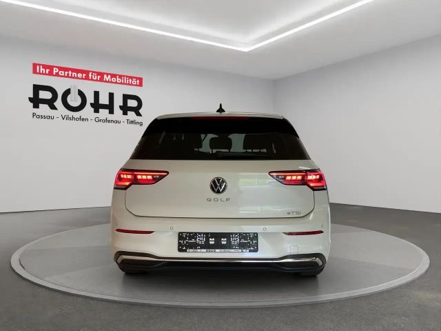 Volkswagen Golf 1.5 eTSI BMT DSG Golf VIII