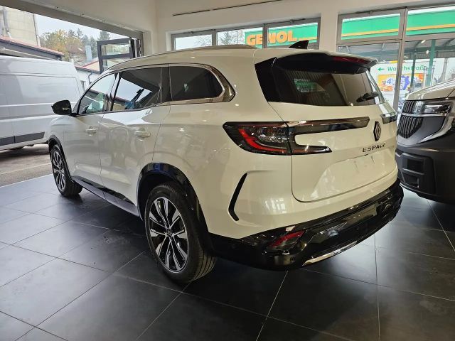 Renault Espace E-Tech Hybrid Techno