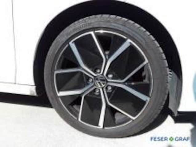 Volkswagen Golf 1.5 eTSI DSG Golf VIII Style