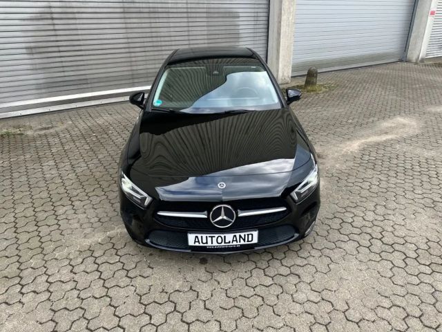 Mercedes-Benz A 200 A 200 d Progressive
