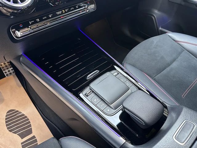 Mercedes-Benz GLA 220 AMG Line GLA 220 d