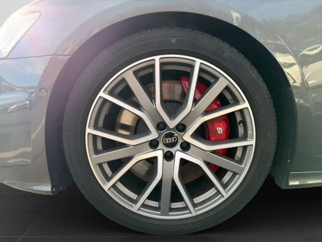 Audi S6 Quattro