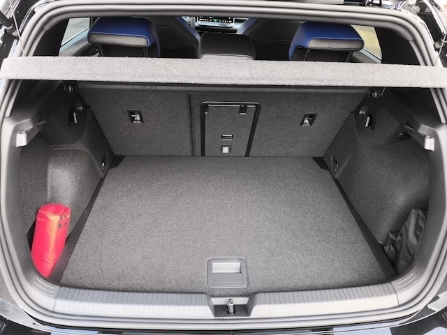 Volkswagen Golf 2.0 TSI Golf VIII