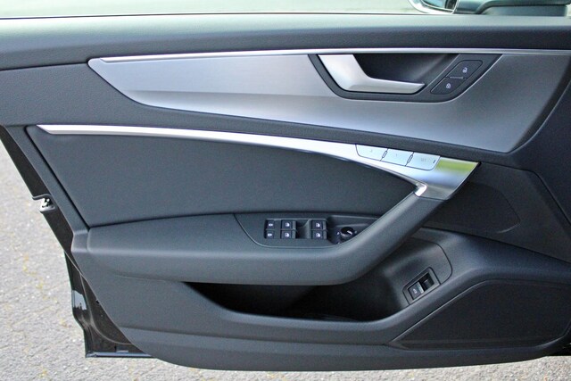 Audi S6 Quattro Sedan