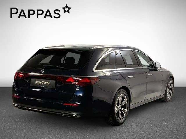 Mercedes-Benz E 220 4MATIC E 220 d Estate