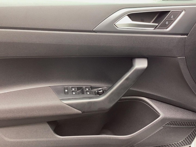 Volkswagen Taigo 1.0 TSI DSG R-Line