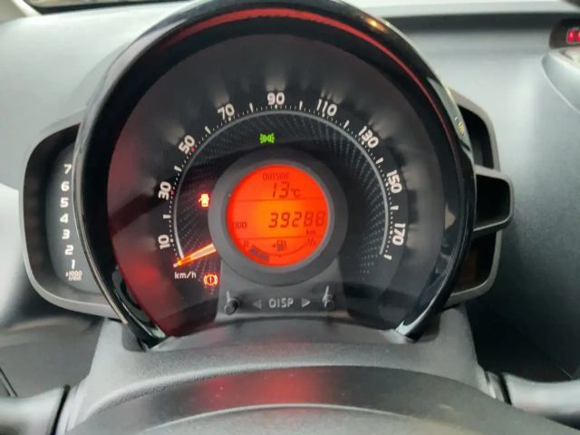 Toyota Aygo 1.0 VVT-i Hatchback X-sky