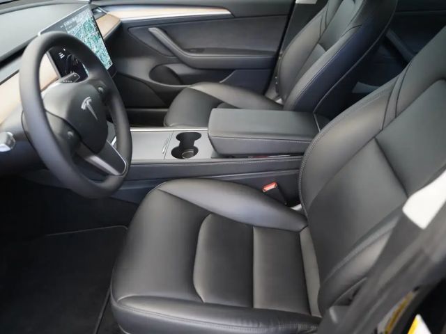 Tesla Model 3 AWD Long Range