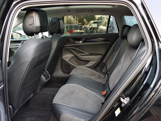 Volkswagen Passat 2.0 TDI DSG Elegance Elegance