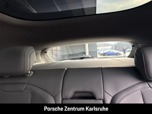 Porsche Taycan 4S Cross Turismo