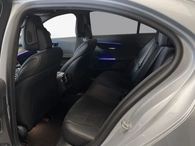 Mercedes-Benz C 200 Sedan