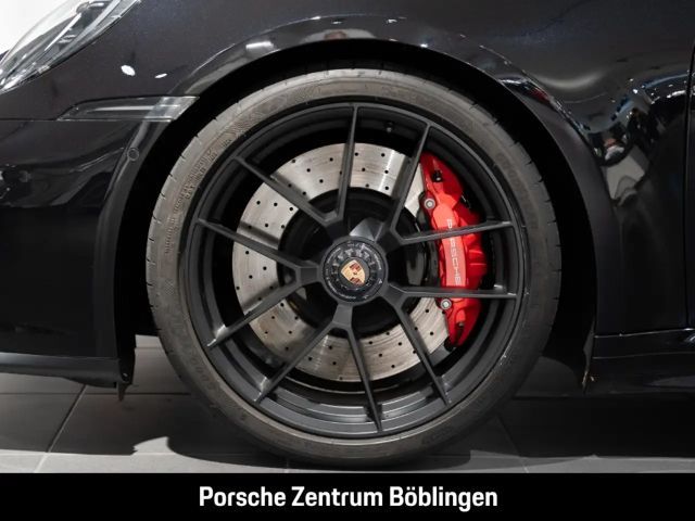 Porsche 911 4 992 Cabriolet Carrera GTS