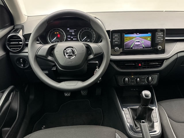Skoda Fabia Fabia 1.0 MPI CarPlay LED Touchscreen Apple Car.