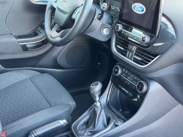 Ford Puma EcoBoost Titanium