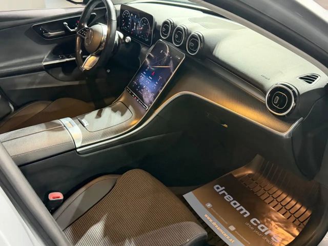 Mercedes-Benz C 200 AVANTGARDE C 200 d Sedan