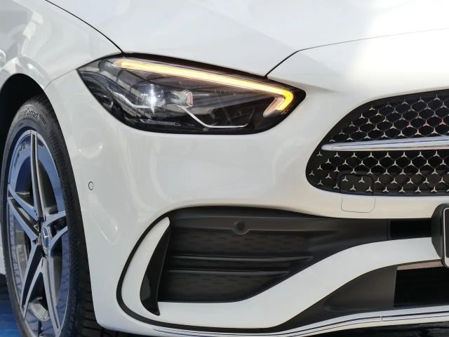 Mercedes-Benz C 220 AMG Line C 220 d Sedan