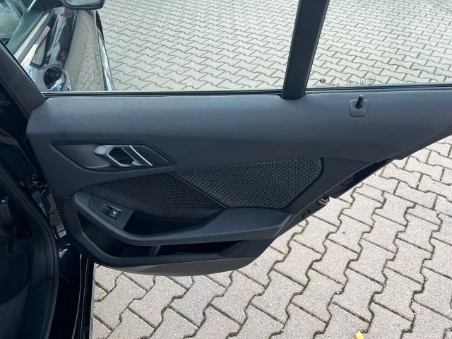 BMW 120 120d Advantage pakket Sedan