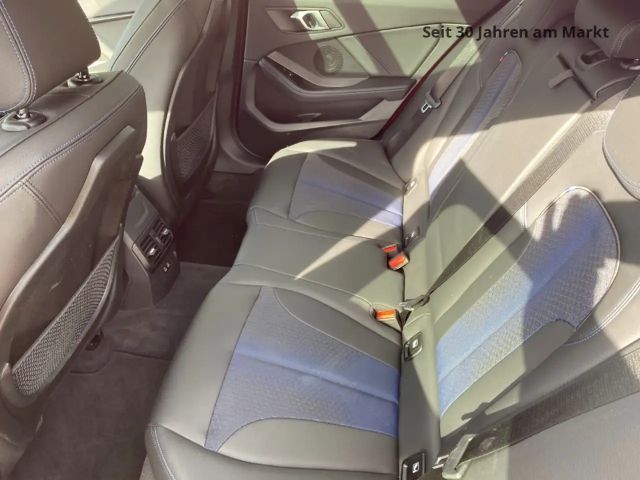 BMW 118 118i M-Sport Sedan