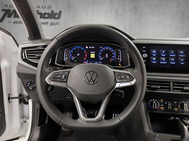 Volkswagen Polo 1.0 TSI DSG R-Line