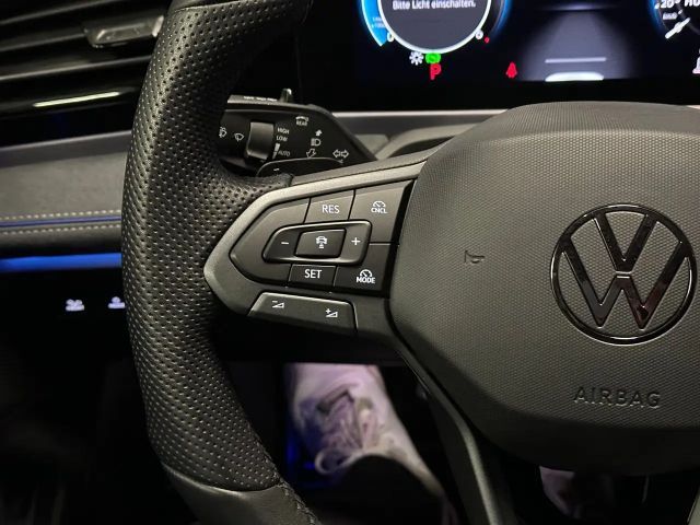 Volkswagen Passat 4Motion R-Line Variant