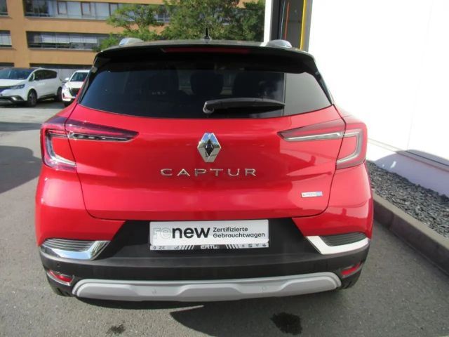 Renault Captur E-Tech Intens