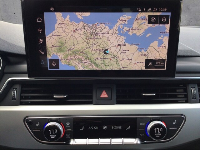 Audi A4 30 TDI Avant S-Tronic