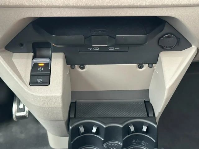 Volkswagen Multivan 2.0 TDI DSG Style T7