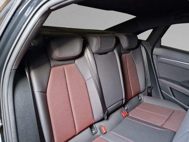 Audi S3 Quattro S-Tronic Sedan