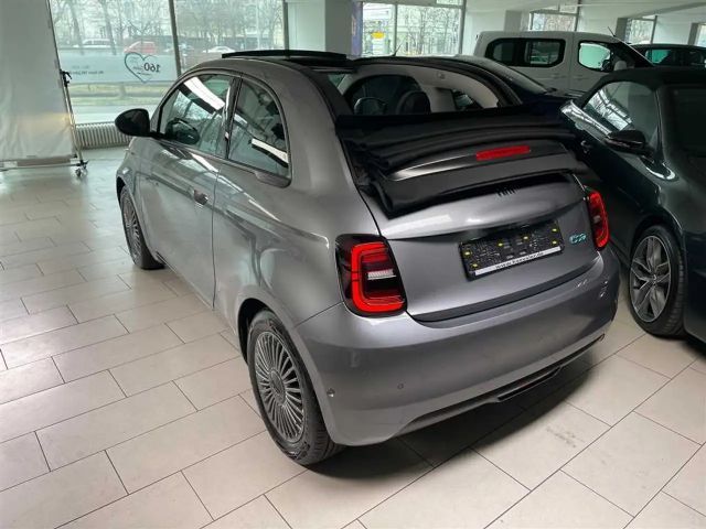 Fiat 500e Icon