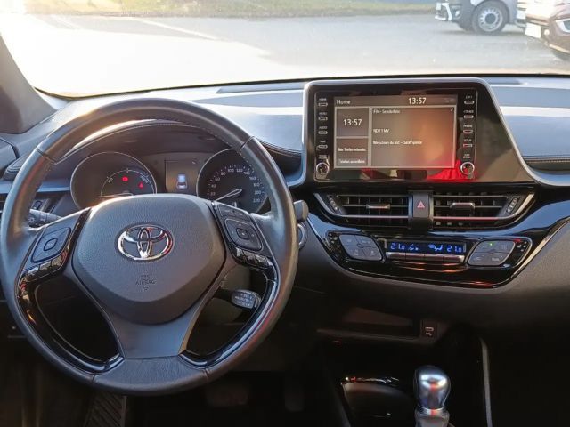 Toyota C-HR Hybride Team D