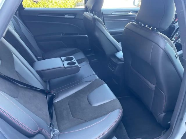 Ford Mondeo ST Line Wagon