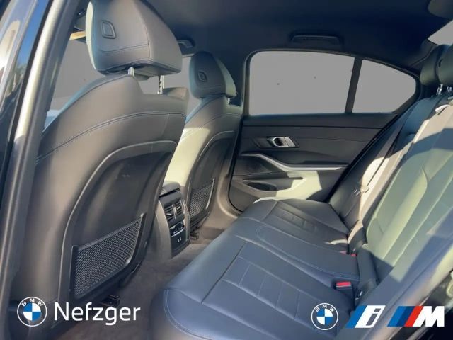 BMW 330 330d M-Sport Sedan xDrive