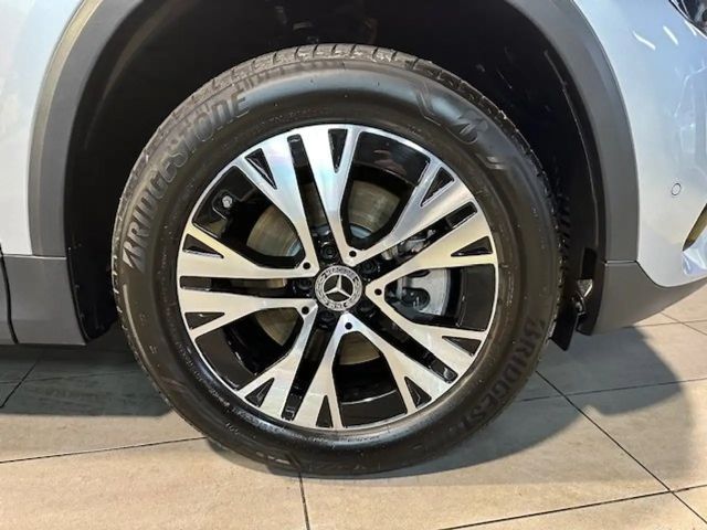 Mercedes-Benz GLA 220 4MATIC Progressive