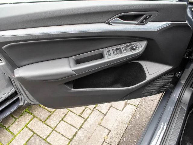 Volkswagen Golf DSG Life Variant