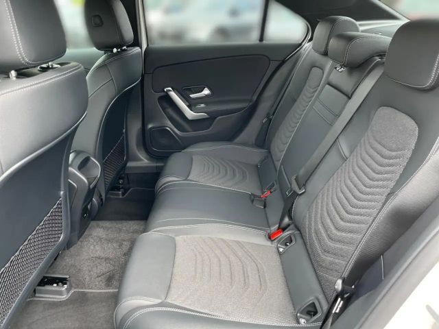 Mercedes-Benz A 180 Progressive