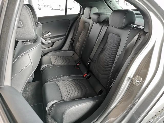 Mercedes-Benz A 180 Progressive