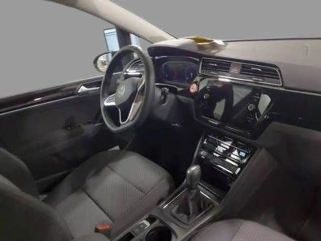 Volkswagen Touran DSG R-Line