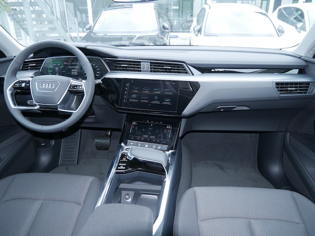 Audi Q8 e-tron 50 Quattro S-Line